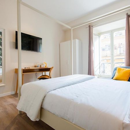 Design 18 Charming Rooms Roma Ngoại thất bức ảnh